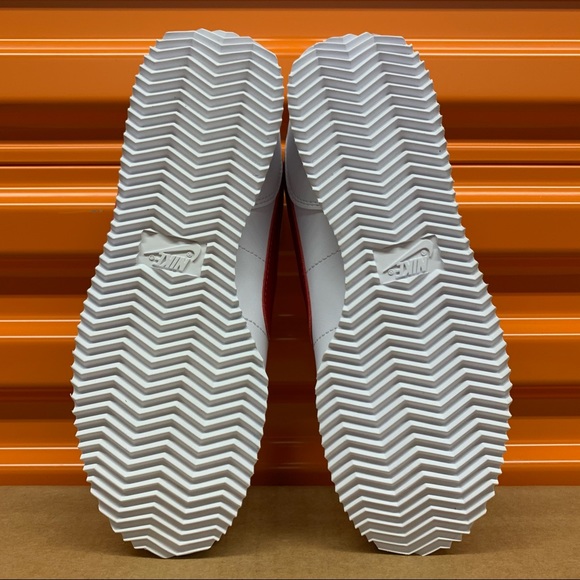 Nike Classic Cortez Leather Women’s Shoes - Picture 5 of 7